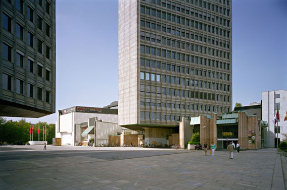 Platz der Revolution, Ljubljana, Slowenien, 1960-1980. Architekten: Edvard Ravnikar u.a.